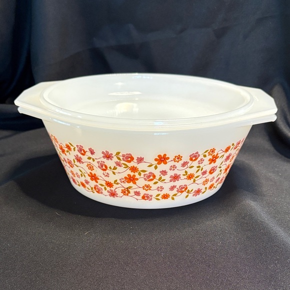 Arcopal Other - White Floral Glass Casserole Dish